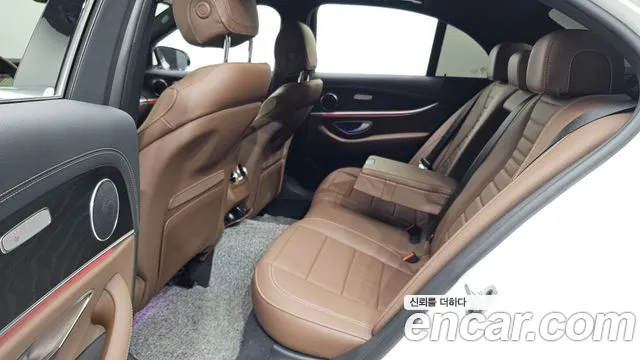 Mercedes-Benz E-Class W213 — Фото автомобиля 18