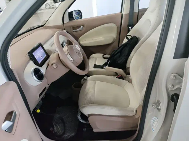 Wuling Hongguang Mini EV — Фото автомобиля 14