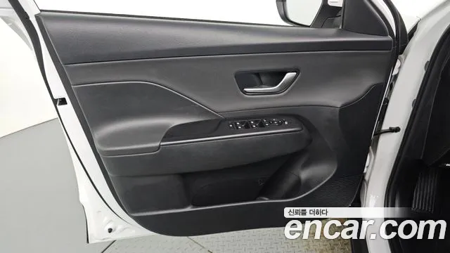 Hyundai Kona — Фото автомобиля 13