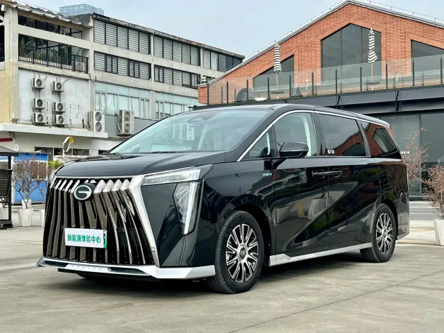 GAC Trumpchi E9 — Фото автомобиля 2
