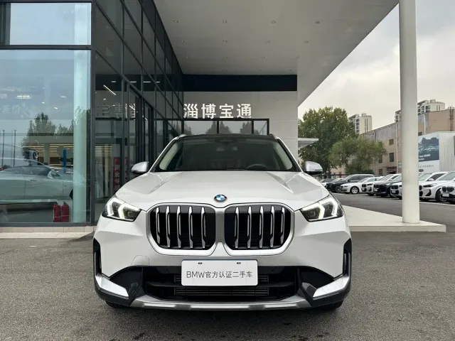 BMW X1 — Фото автомобиля 3