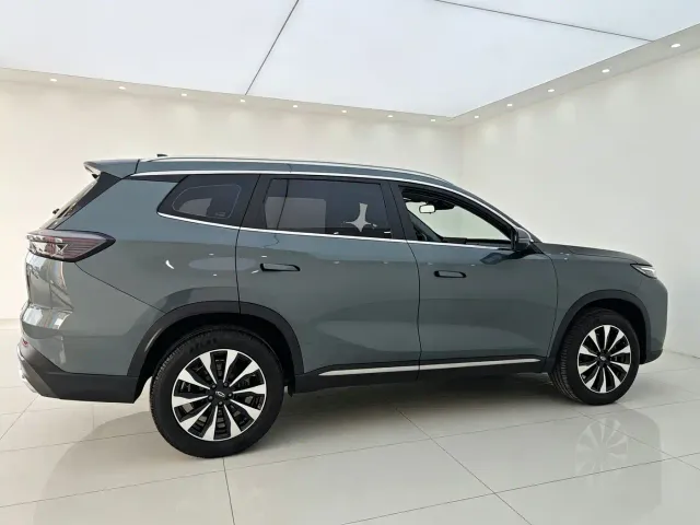 Chery Tiggo 8 PLUS — Фото автомобиля 11
