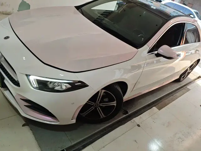 Фотография автомобиля — Mercedes-Benz A-Class