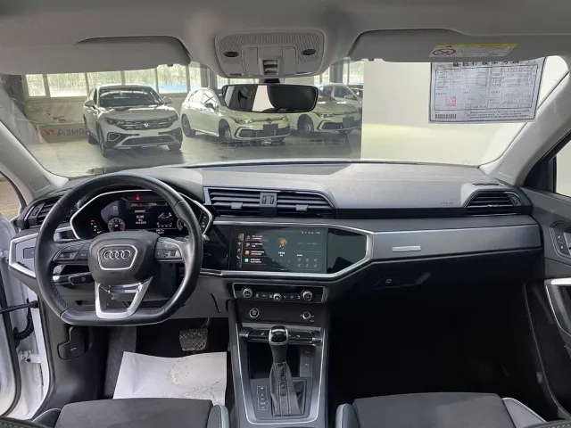 Audi Q3 — Фото автомобиля 7