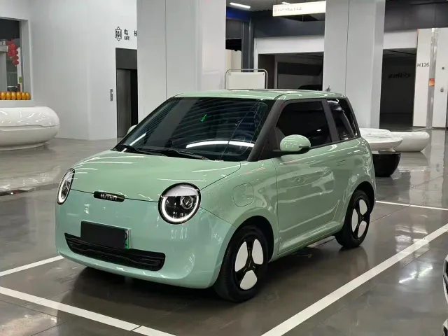 Фотография автомобиля — Changan Lumin