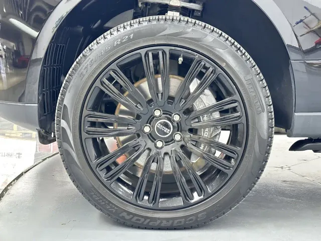 Land Rover Range Rover — Фото автомобиля 24