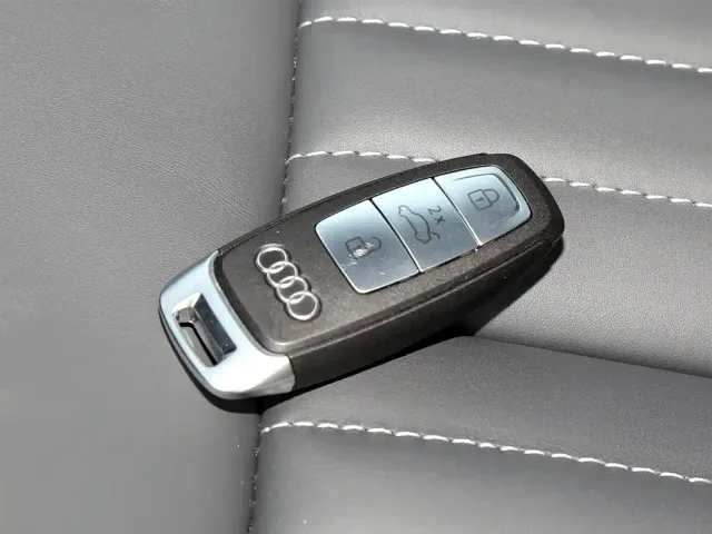 Audi A6L — Фото автомобиля 19