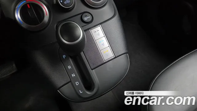 Hyundai Casper — Фото автомобиля 12