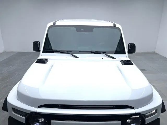 iCAR V23 — Фото автомобиля 9