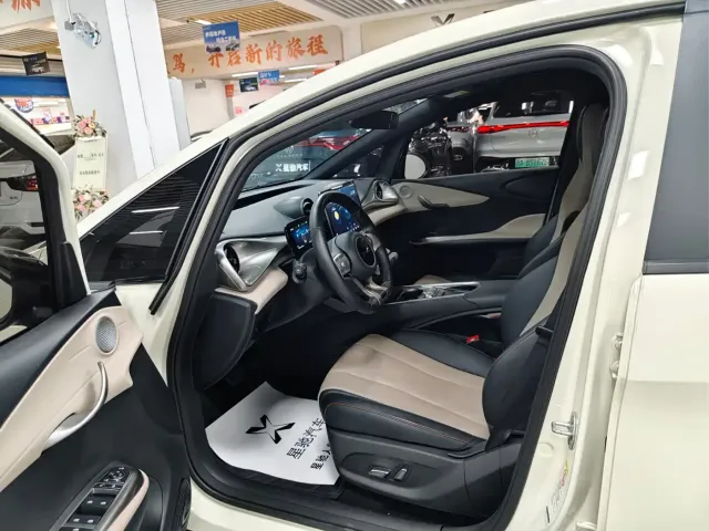 BYD Dolphin — Фото автомобиля 6