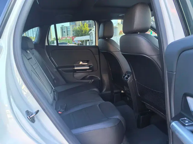 Mercedes-Benz GLA-Class — Фото автомобиля 12