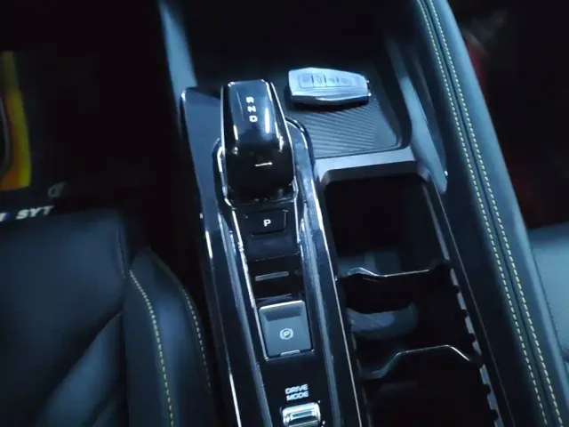 Geely Binyue — Фото автомобиля 13