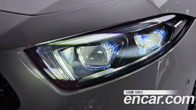 Mercedes-Benz CLS-Class — Фото автомобиля 21