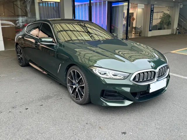 BMW 8 Series — Фото автомобиля 2