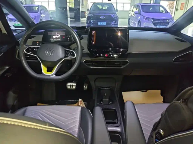 Volkswagen ID.3 — Фото автомобиля 9