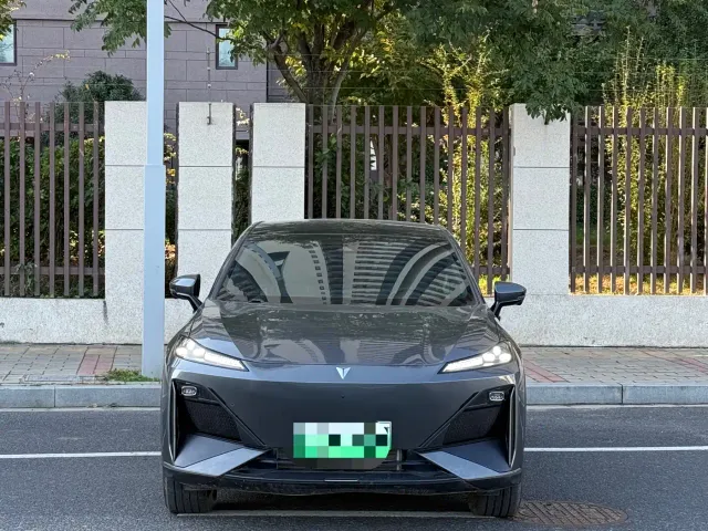 Deepal S07 — Фото автомобиля 2