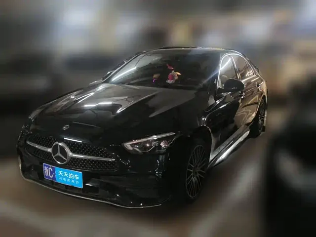 Фотография автомобиля — Mercedes-Benz C-Class