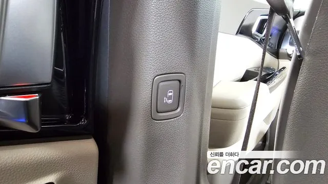 Kia Carnival — Фото автомобиля 30