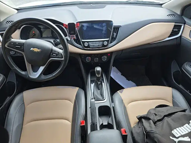 Chevrolet Monza — Фото автомобиля 9