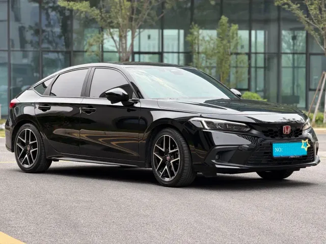 Honda Civic — Фото автомобиля 3