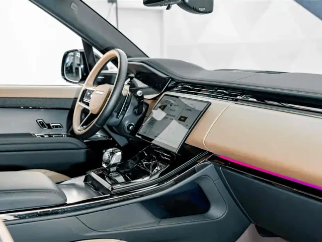 Land Rover Range Rover Sport — Фото автомобиля 19