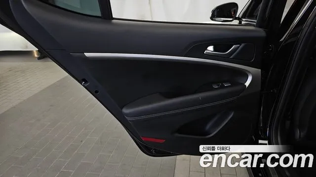 Genesis G70 New — Фото автомобиля 14