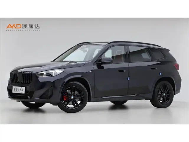Фотография автомобиля — BMW X1