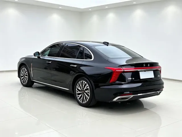Hongqi H5 — Фото автомобиля 9