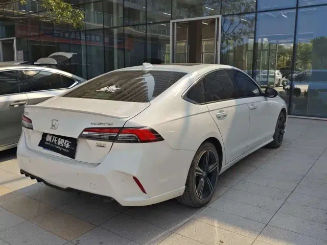 Honda Inspire — Фото автомобиля 8