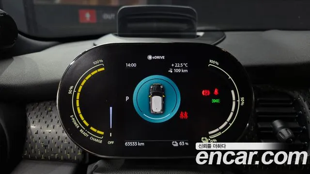 MINI Cooper Electric — Фото автомобиля 11