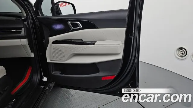 Kia Carnival 4th Gen — Фото автомобиля 14