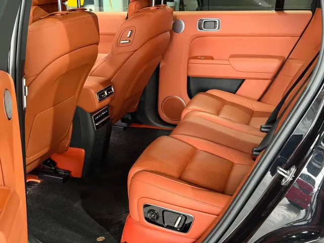 Li Auto L7 — Фото автомобиля 8