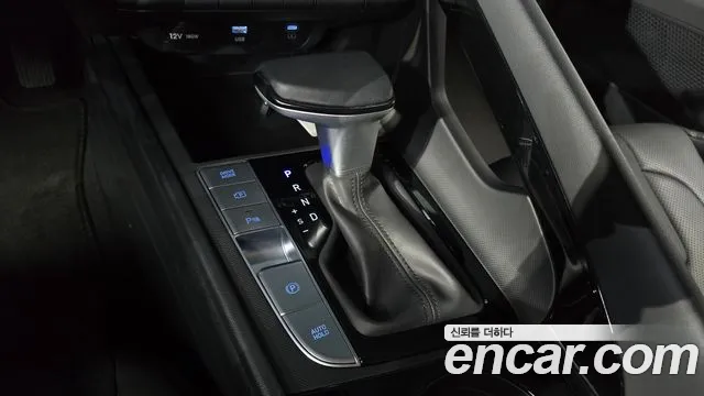 Hyundai Avante CN7 — Фото автомобиля 9