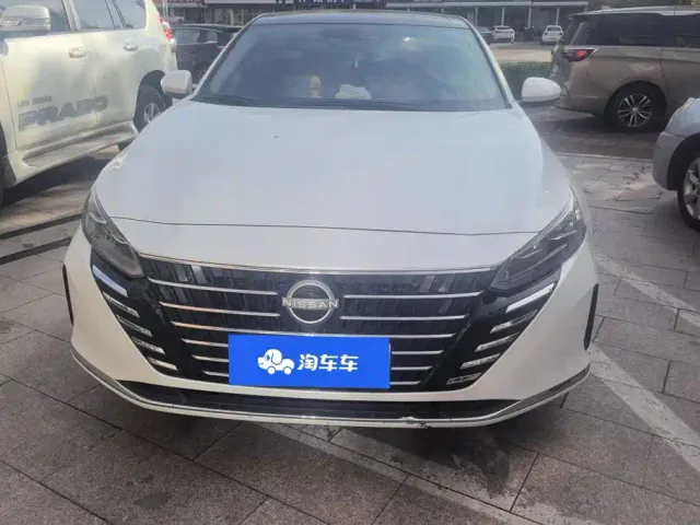 Nissan Teana — Фото автомобиля 2