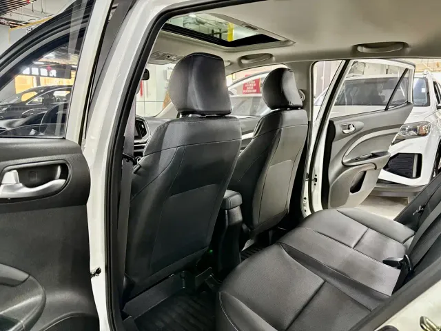 Kia KX1 — Фото автомобиля 6