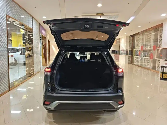 Toyota Frontlander — Фото автомобиля 18