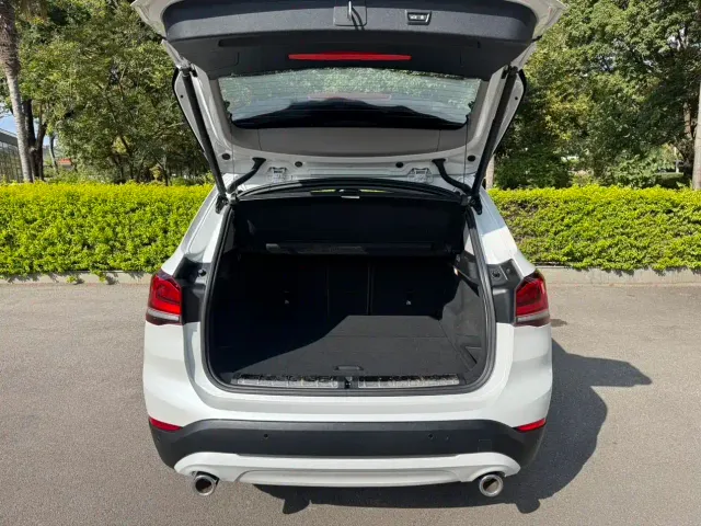 BMW X1 — Фото автомобиля 10