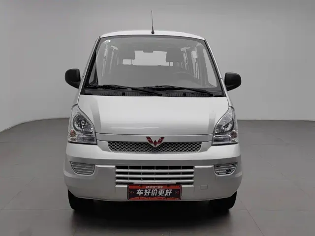 Wuling Rongguang — Фото автомобиля 3