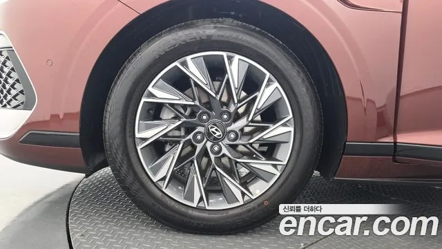 Hyundai Grandeur GN7 — Фото автомобиля 5