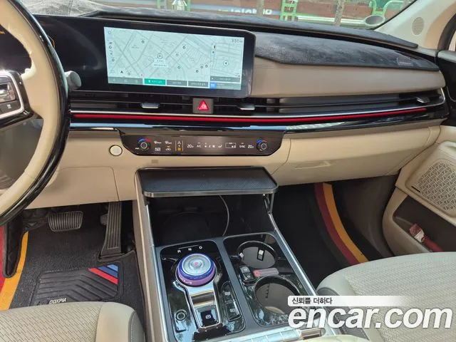 Kia Carnival Generation 4 — Фото автомобиля 6