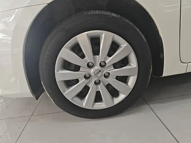 Nissan Sylphy — Фото автомобиля 22