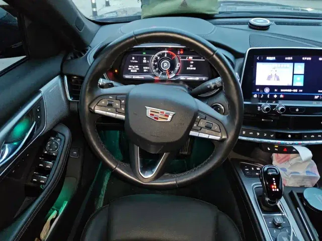 Cadillac CT5 — Фото автомобиля 11