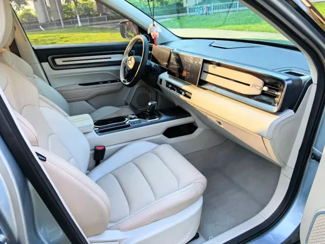 Geely ICON — Фото автомобиля 16