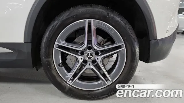 Mercedes-Benz GLA-Class — Фото автомобиля 5