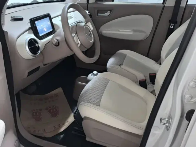 Wuling Hongguang Mini EV — Фото автомобиля 9