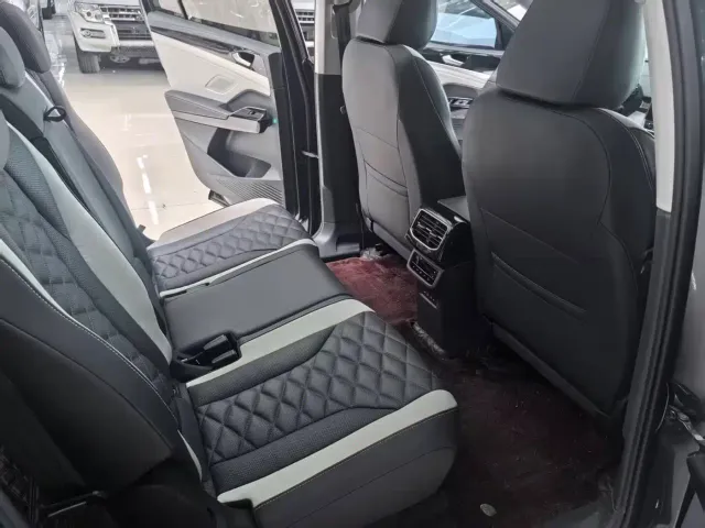 Volkswagen ID.6 Crozz — Фото автомобиля 12