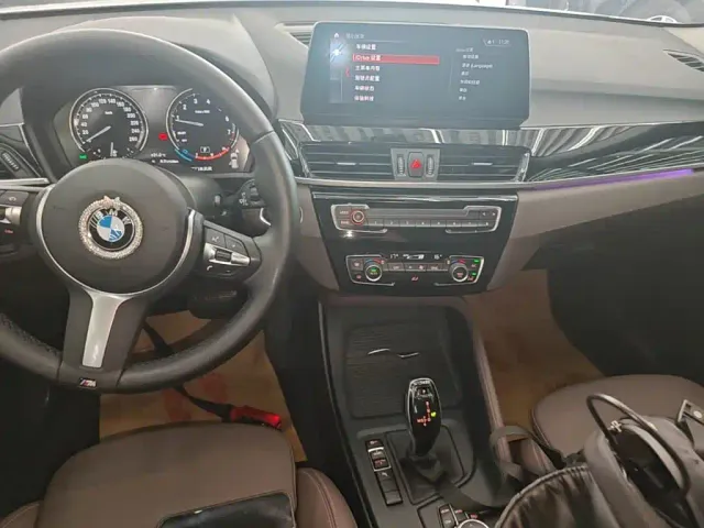 BMW X1 — Фото автомобиля 12