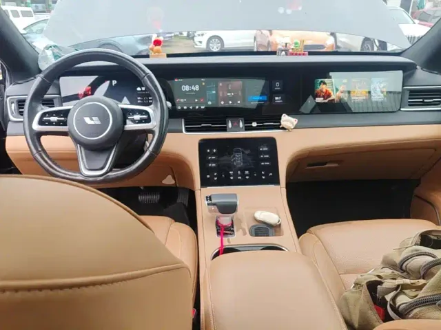 Li Auto ONE — Фото автомобиля 9