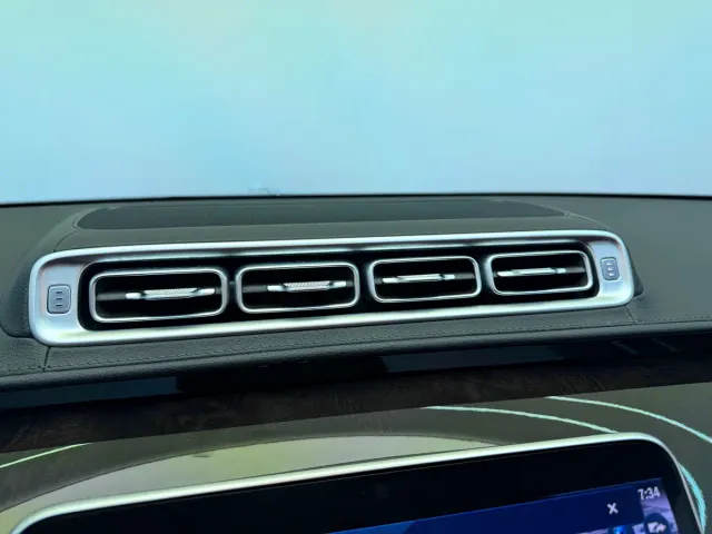 Mercedes-Benz Maybach S-Class — Фото автомобиля 16