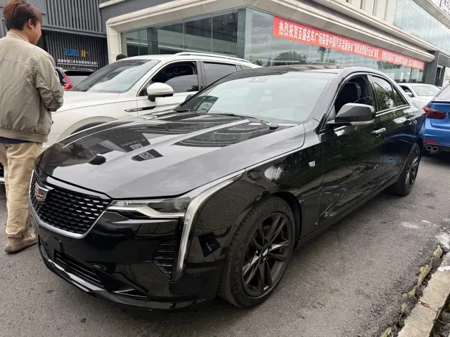 Фотография автомобиля — Cadillac CT4